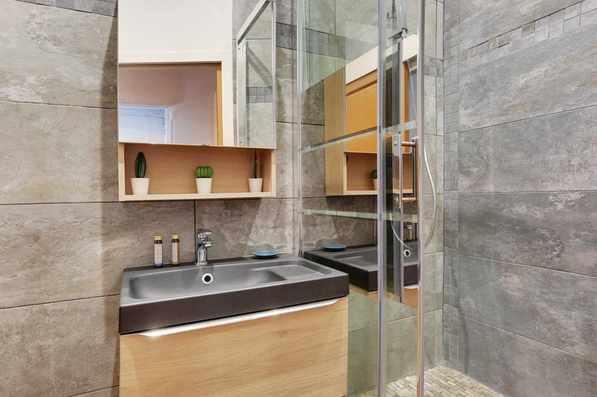 Elegant & Spacieux - 3br-6p - Republiq * Paris